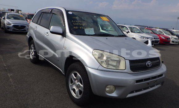 Acheter Occasion Voiture Toyota RAV4 Gris à Port Moresby, National Capital District Acheter Occasion Voiture Toyota RAV4 Gris à Port Moresby, National Capital District