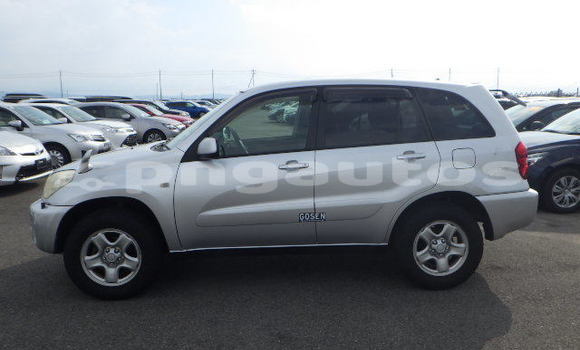 Acheter Occasion Voiture Toyota RAV4 Gris à Port Moresby, National Capital District Acheter Occasion Voiture Toyota RAV4 Gris à Port Moresby, National Capital District