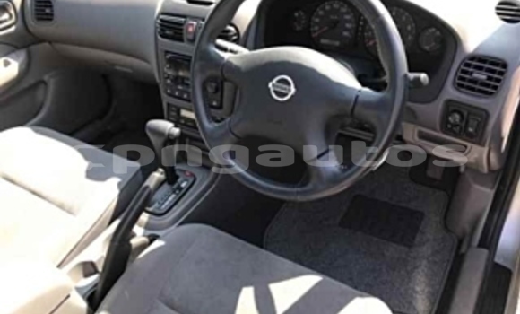 Acheter Occasion Voiture Nissan Sunny Gris à Port Moresby, National Capital District Acheter Occasion Voiture Nissan Sunny Gris à Port Moresby, National Capital District