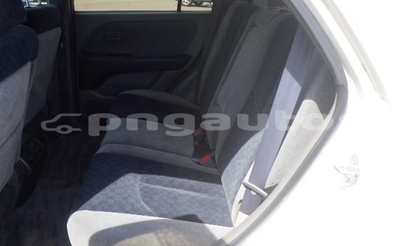 Buy Used Toyota Harrier White Car in Port Moresby in National Capital District Buy Used Toyota Harrier White Car in Port Moresby in National Capital District