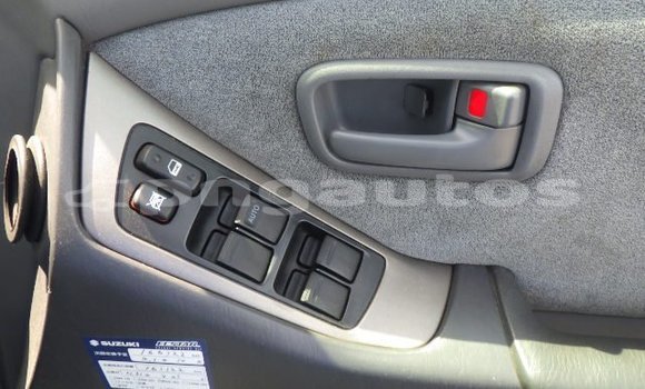 Buy Used Toyota Harrier White Car in Port Moresby in National Capital District Buy Used Toyota Harrier White Car in Port Moresby in National Capital District