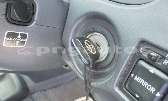 Buy Used Toyota Harrier White Car in Port Moresby in National Capital District Buy Used Toyota Harrier White Car in Port Moresby in National Capital District