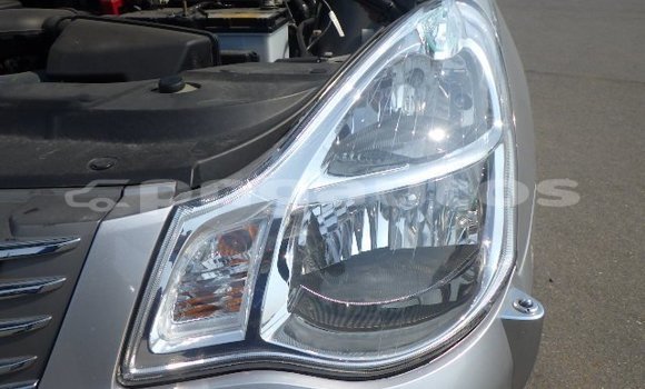 Buy Used Nissan Bluebird Silver Car in Port Moresby in National Capital District Buy Used Nissan Bluebird Silver Car in Port Moresby in National Capital District