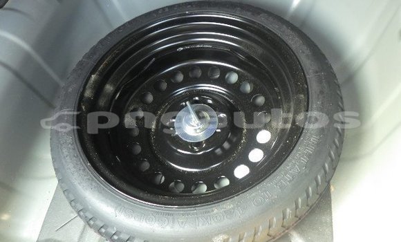 Buy Used Nissan Bluebird Silver Car in Port Moresby in National Capital District Buy Used Nissan Bluebird Silver Car in Port Moresby in National Capital District