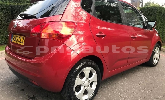 Acheter Occasion Voiture Kia Venga Rouge à Aitape, Sandaun Acheter Occasion Voiture Kia Venga Rouge à Aitape, Sandaun