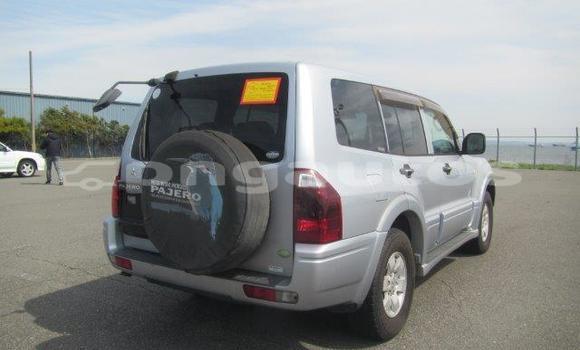 Buy Used Mitsubishi Pajero Silver Car in Port Moresby in National Capital District Buy Used Mitsubishi Pajero Silver Car in Port Moresby in National Capital District