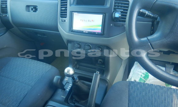 Buy Used Mitsubishi Pajero Silver Car in Port Moresby in National Capital District Buy Used Mitsubishi Pajero Silver Car in Port Moresby in National Capital District