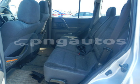 Buy Used Mitsubishi Pajero Silver Car in Port Moresby in National Capital District Buy Used Mitsubishi Pajero Silver Car in Port Moresby in National Capital District