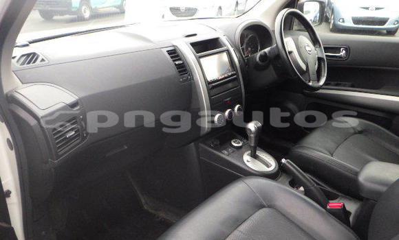 Buy Used Nissan X–Trail White Car in Port Moresby in National Capital District Buy Used Nissan X–Trail White Car in Port Moresby in National Capital District