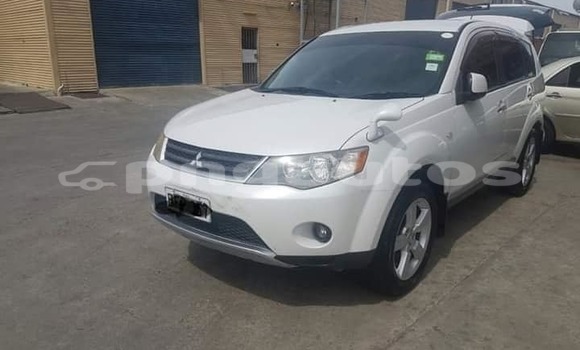 Buy Used Mitsubishi Outlander Silver Car in Port Moresby in National Capital District Buy Used Mitsubishi Outlander Silver Car in Port Moresby in National Capital District