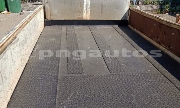 Buy Used Toyota Dyna White Car in Port Moresby in National Capital District Buy Used Toyota Dyna White Car in Port Moresby in National Capital District