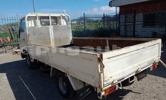 Buy Used Toyota Dyna White Car in Port Moresby in National Capital District Buy Used Toyota Dyna White Car in Port Moresby in National Capital District