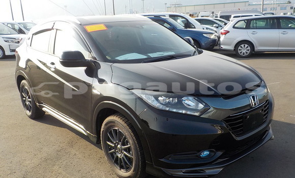 Buy Used Honda Vezel Black Car in Port Moresby in National Capital District