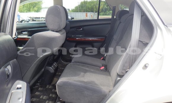 Buy Used Toyota Harrier Silver Car in Port Moresby in National Capital District Buy Used Toyota Harrier Silver Car in Port Moresby in National Capital District