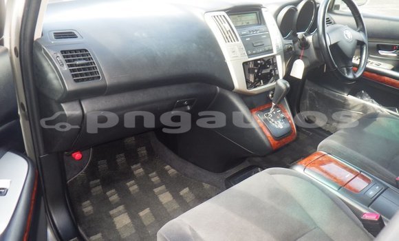Buy Used Toyota Harrier Silver Car in Port Moresby in National Capital District Buy Used Toyota Harrier Silver Car in Port Moresby in National Capital District