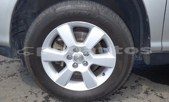 Buy Used Toyota Harrier Silver Car in Port Moresby in National Capital District Buy Used Toyota Harrier Silver Car in Port Moresby in National Capital District