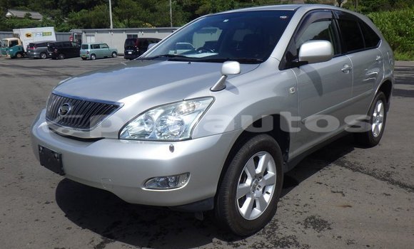 Buy Used Toyota Harrier Silver Car in Port Moresby in National Capital District Buy Used Toyota Harrier Silver Car in Port Moresby in National Capital District