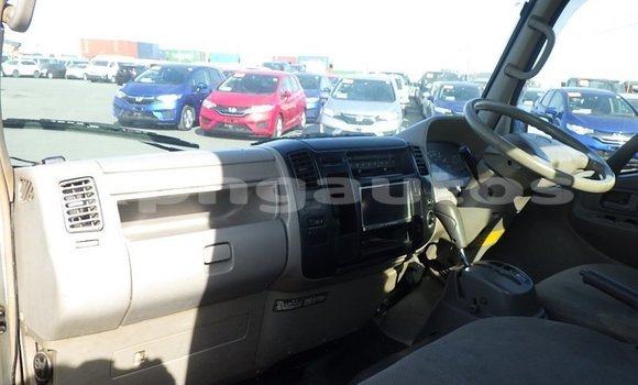 Buy Used Toyota LITEACE White Truck in Port Moresby in National Capital District Buy Used Toyota LITEACE White Truck in Port Moresby in National Capital District