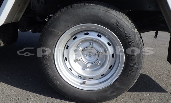 Buy Used Toyota LITEACE White Truck in Port Moresby in National Capital District Buy Used Toyota LITEACE White Truck in Port Moresby in National Capital District