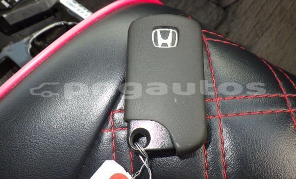 Buy Used Honda Stepwgn White Car in Port Moresby in National Capital District Buy Used Honda Stepwgn White Car in Port Moresby in National Capital District