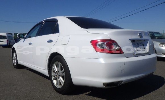 Buy Used Toyota Mark X White Car in Port Moresby in National Capital District Buy Used Toyota Mark X White Car in Port Moresby in National Capital District