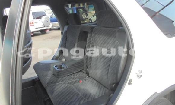 Buy Used Honda CRV White Car in Port Moresby in National Capital District Buy Used Honda CRV White Car in Port Moresby in National Capital District