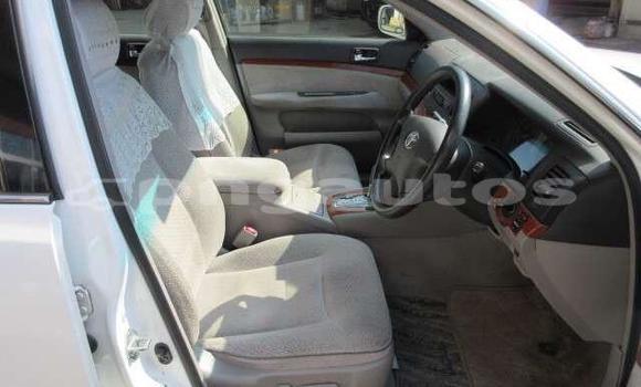 Buy Import Toyota MarkII White Car in Port Moresby in National Capital District Buy Import Toyota MarkII White Car in Port Moresby in National Capital District