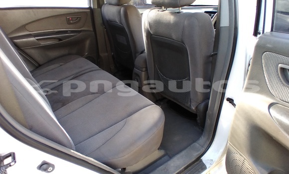 Buy Used Hyundai Tucson White Car in Port Moresby in National Capital District Buy Used Hyundai Tucson White Car in Port Moresby in National Capital District