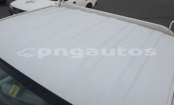 Buy Used Suzuki Carry White Car in Port Moresby in National Capital District Buy Used Suzuki Carry White Car in Port Moresby in National Capital District