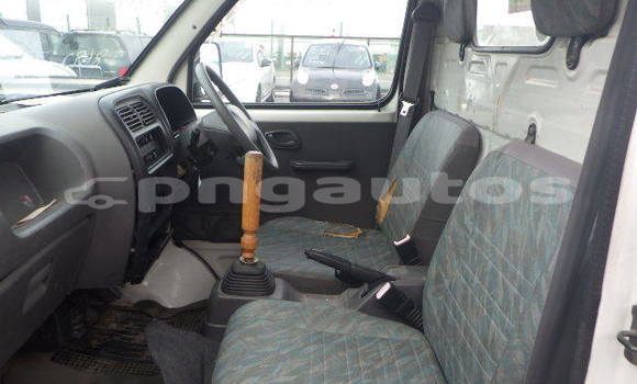 Buy Used Suzuki Carry White Car in Port Moresby in National Capital District Buy Used Suzuki Carry White Car in Port Moresby in National Capital District
