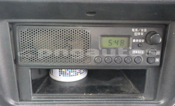 Buy Used Suzuki Carry White Car in Port Moresby in National Capital District Buy Used Suzuki Carry White Car in Port Moresby in National Capital District