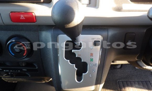Buy Used Toyota Hiace Blue Car in Port Moresby in National Capital District Buy Used Toyota Hiace Blue Car in Port Moresby in National Capital District