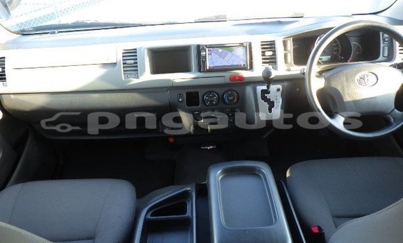 Buy Used Toyota Hiace Blue Car in Port Moresby in National Capital District Buy Used Toyota Hiace Blue Car in Port Moresby in National Capital District