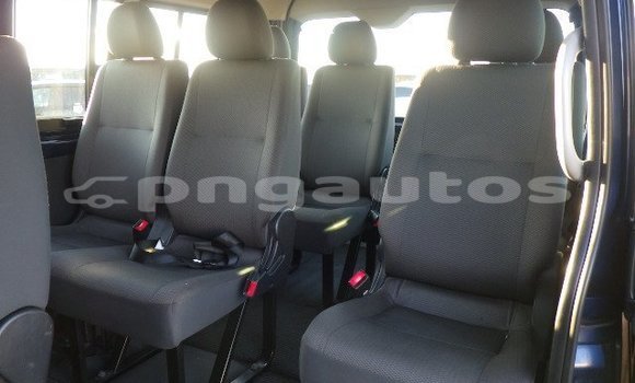 Buy Used Toyota Hiace Blue Car in Port Moresby in National Capital District Buy Used Toyota Hiace Blue Car in Port Moresby in National Capital District