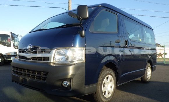 Buy Used Toyota Hiace Blue Car in Port Moresby in National Capital District Buy Used Toyota Hiace Blue Car in Port Moresby in National Capital District
