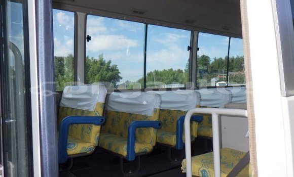 Buy Used Mitsubishi Rosa White Car in Port Moresby in National Capital District Buy Used Mitsubishi Rosa White Car in Port Moresby in National Capital District