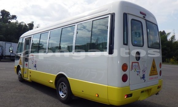 Buy Used Mitsubishi Rosa White Car in Port Moresby in National Capital District Buy Used Mitsubishi Rosa White Car in Port Moresby in National Capital District