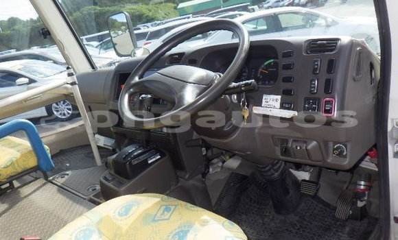 Buy Used Mitsubishi Rosa White Car in Port Moresby in National Capital District Buy Used Mitsubishi Rosa White Car in Port Moresby in National Capital District