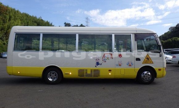 Buy Used Mitsubishi Rosa White Car in Port Moresby in National Capital District Buy Used Mitsubishi Rosa White Car in Port Moresby in National Capital District