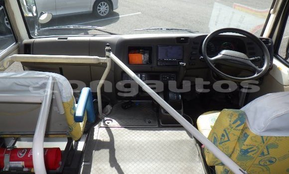 Buy Used Mitsubishi Rosa White Car in Port Moresby in National Capital District Buy Used Mitsubishi Rosa White Car in Port Moresby in National Capital District