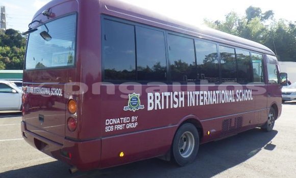 Buy Used Mitsubishi Rosa Red Car in Port Moresby in National Capital District Buy Used Mitsubishi Rosa Red Car in Port Moresby in National Capital District