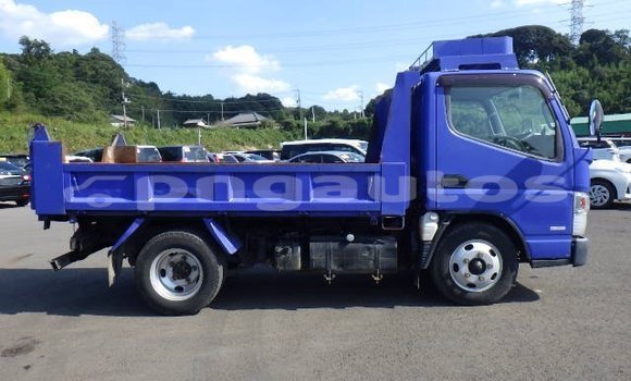 Buy Used Mitsubishi L400 Blue Truck in Port Moresby in National Capital District Buy Used Mitsubishi L400 Blue Truck in Port Moresby in National Capital District