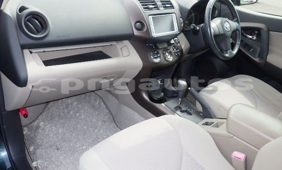 Buy Used Toyota Vanguard Green Car in Port Moresby in National Capital District Buy Used Toyota Vanguard Green Car in Port Moresby in National Capital District