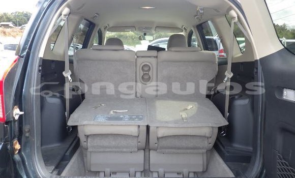 Buy Used Toyota Vanguard Green Car in Port Moresby in National Capital District Buy Used Toyota Vanguard Green Car in Port Moresby in National Capital District