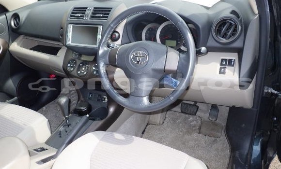 Buy Used Toyota Vanguard Green Car in Port Moresby in National Capital District Buy Used Toyota Vanguard Green Car in Port Moresby in National Capital District