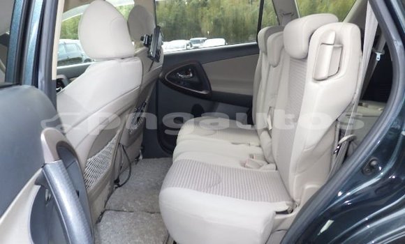 Buy Used Toyota Vanguard Green Car in Port Moresby in National Capital District Buy Used Toyota Vanguard Green Car in Port Moresby in National Capital District