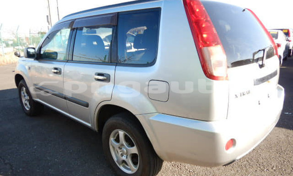 Acheter Occasion Voiture Nissan X–Trail Gris à Port Moresby, National Capital District Acheter Occasion Voiture Nissan X–Trail Gris à Port Moresby, National Capital District