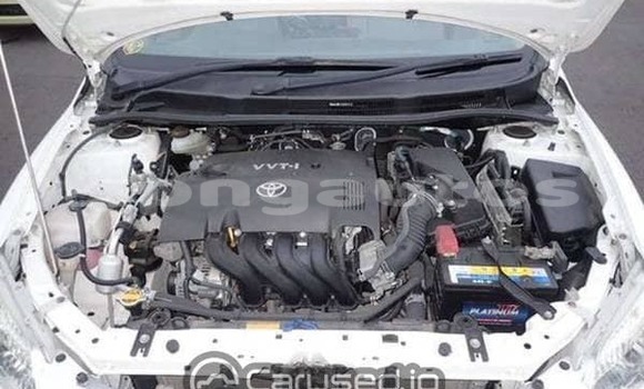 Acheter Occasion Voiture Toyota Corolla Blanc à Port Moresby, National Capital District Acheter Occasion Voiture Toyota Corolla Blanc à Port Moresby, National Capital District