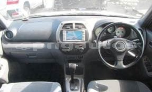 Acheter Occasion Voiture Toyota RAV4 Blanc à Port Moresby, National Capital District Acheter Occasion Voiture Toyota RAV4 Blanc à Port Moresby, National Capital District