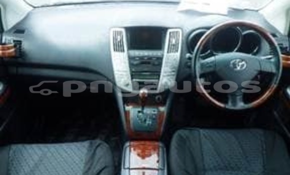 Acheter Occasion Voiture Toyota Harrier Blanc à Port Moresby, National Capital District Acheter Occasion Voiture Toyota Harrier Blanc à Port Moresby, National Capital District